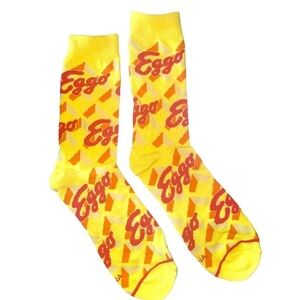 Eggo waffles Fun Print Novelty Crew Socks for Men size 6-12 unisex yellow new